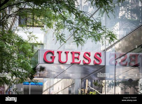 guess stores locations